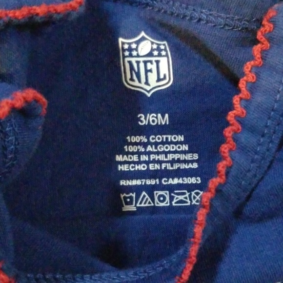 Giants Onesie - Picture 2 of 3